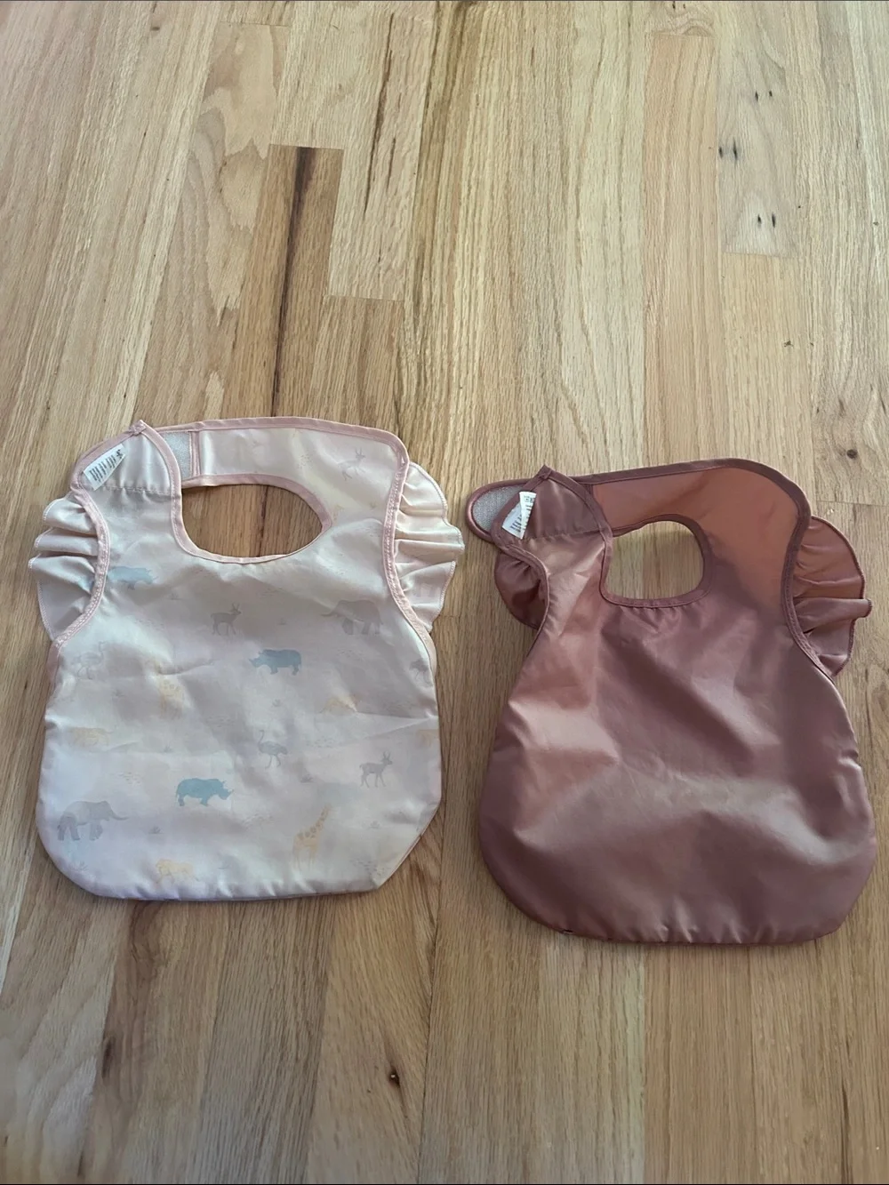 Tiny Twinkle Mess-Proof Bib